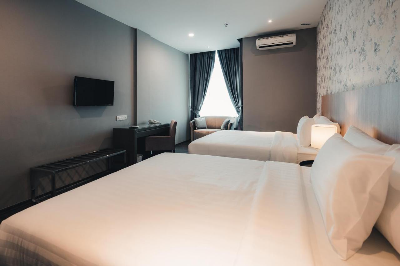 Hotel Le'venue 4*