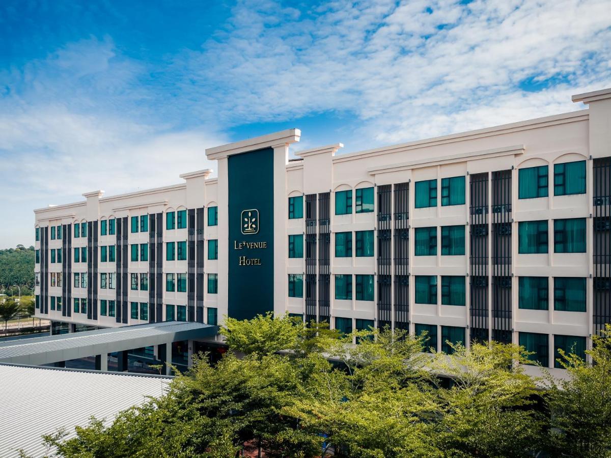 Hotel Le'venue 4*
